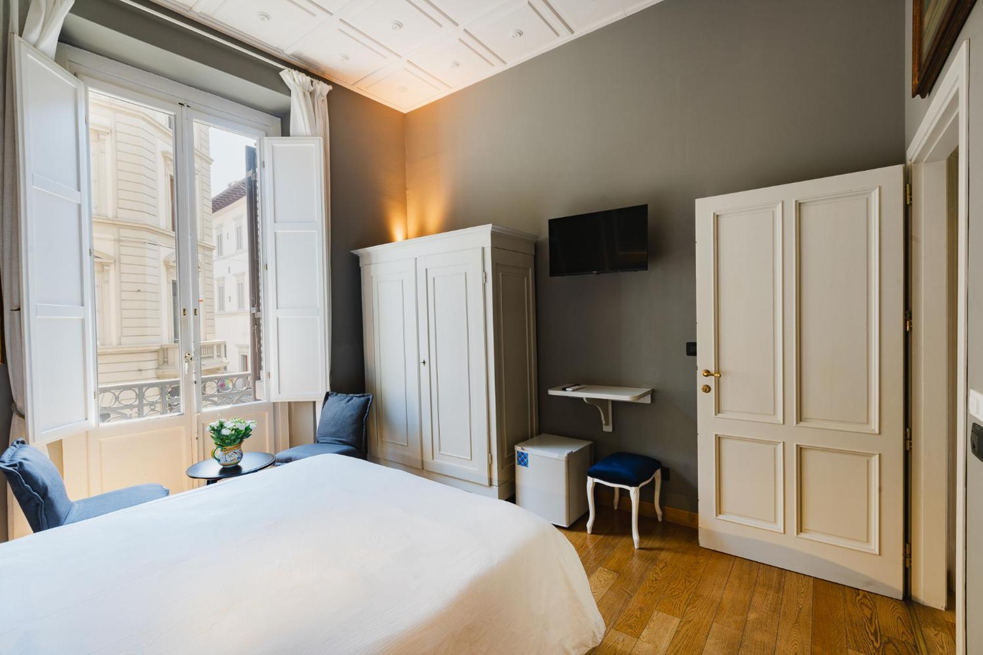 Bed and Breakfast Am Collection Cavour Флоренция Экстерьер фото